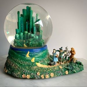 WIZARD OF OZ 'EMERALD CITY' 1996 DAVE GROSSMAN MUSICAL WIND-UP SNOW/WATER GLOBE